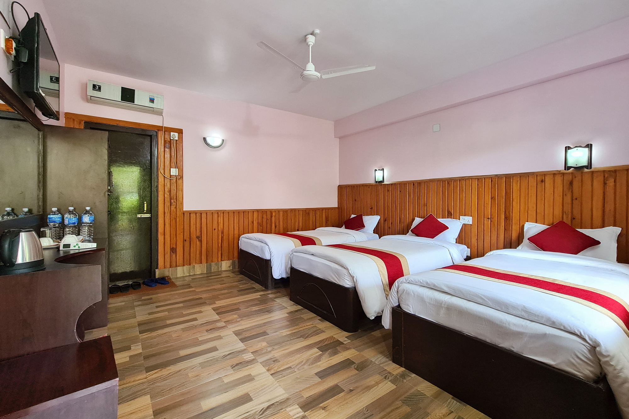 Deluxe-Triple Room